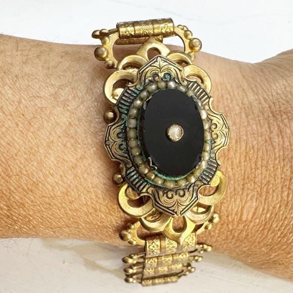 Vintage Art Deco Onyx Oval Seed Pearl Gold Tone Link Intricate Inlay Retro Gift - Picture 1 of 16